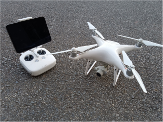 測量用ドローン 型番：PHANTOM4 PRO